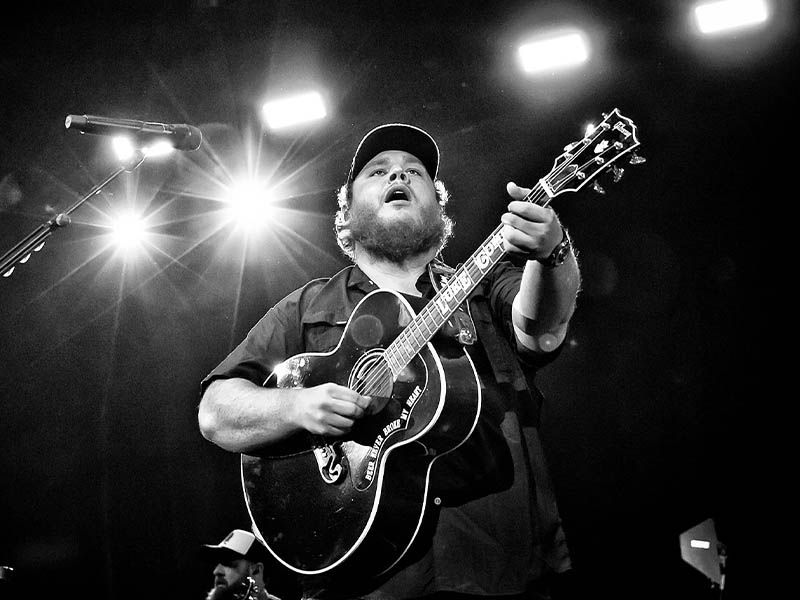 Luke Combs at Times Union Center
